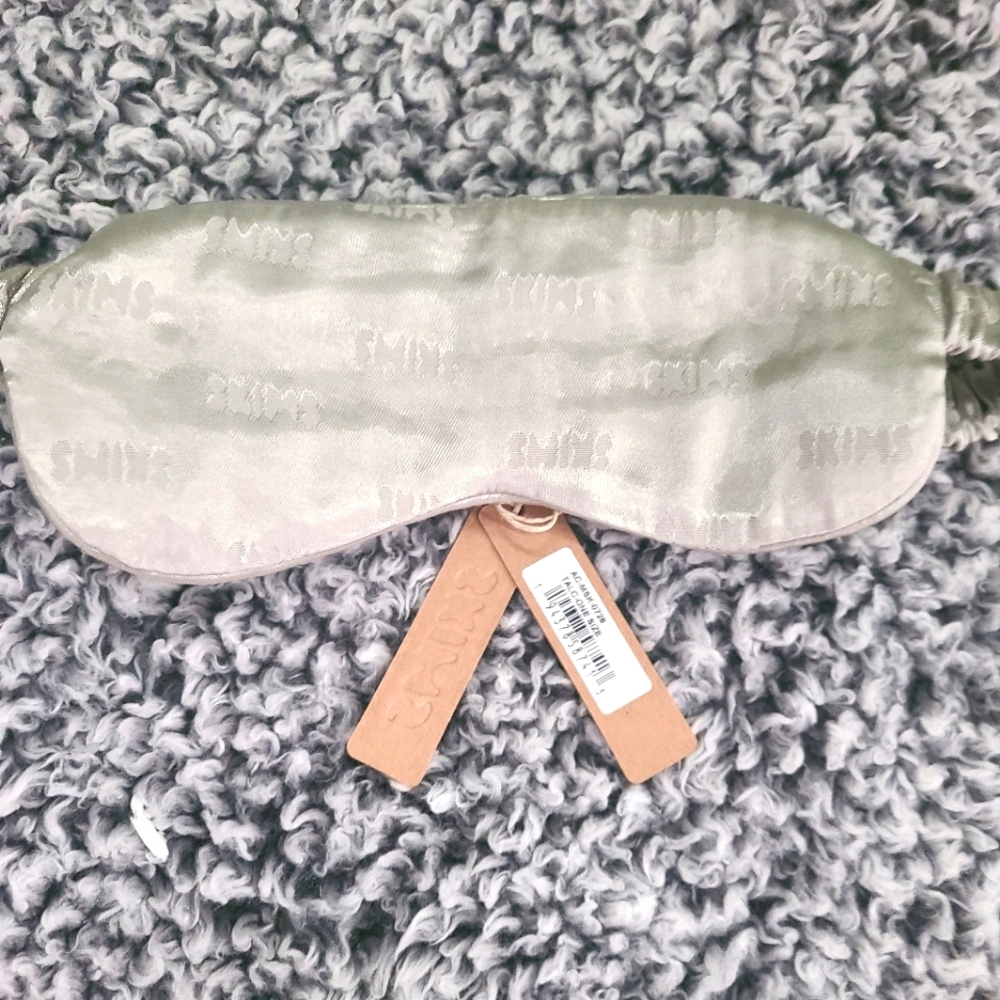 Skims eye mask